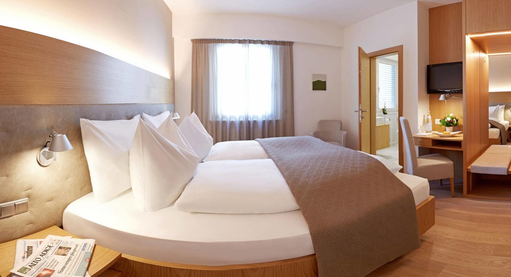 Hotel Post Gries Bolzano Kültér fotó